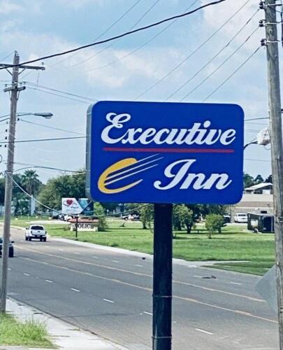 Executive Inn Кингсвил Екстериор снимка